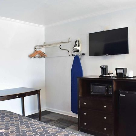 Rodeway Inn Swainsboro Exteriér fotografie
