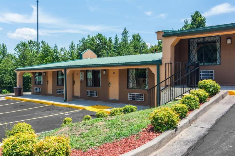 Rodeway Inn Swainsboro Exteriér fotografie
