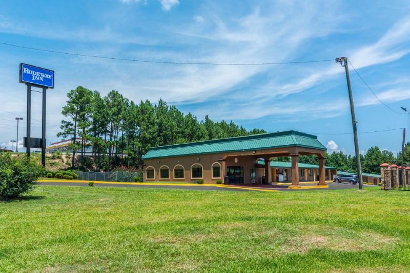 Rodeway Inn Swainsboro Exteriér fotografie