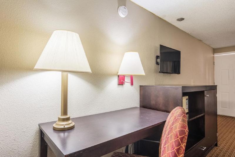 Rodeway Inn Swainsboro Exteriér fotografie
