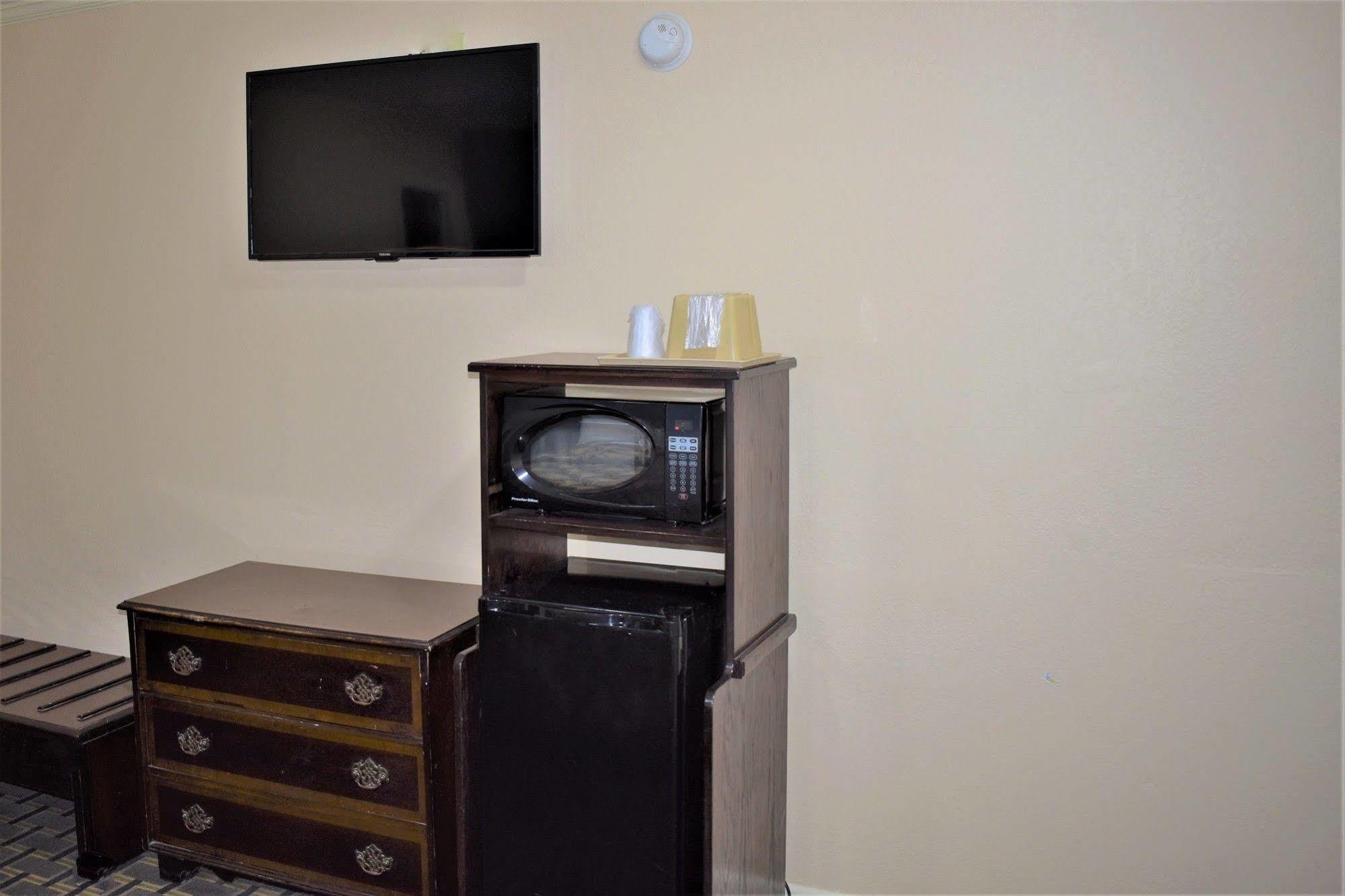 Rodeway Inn Swainsboro Exteriér fotografie